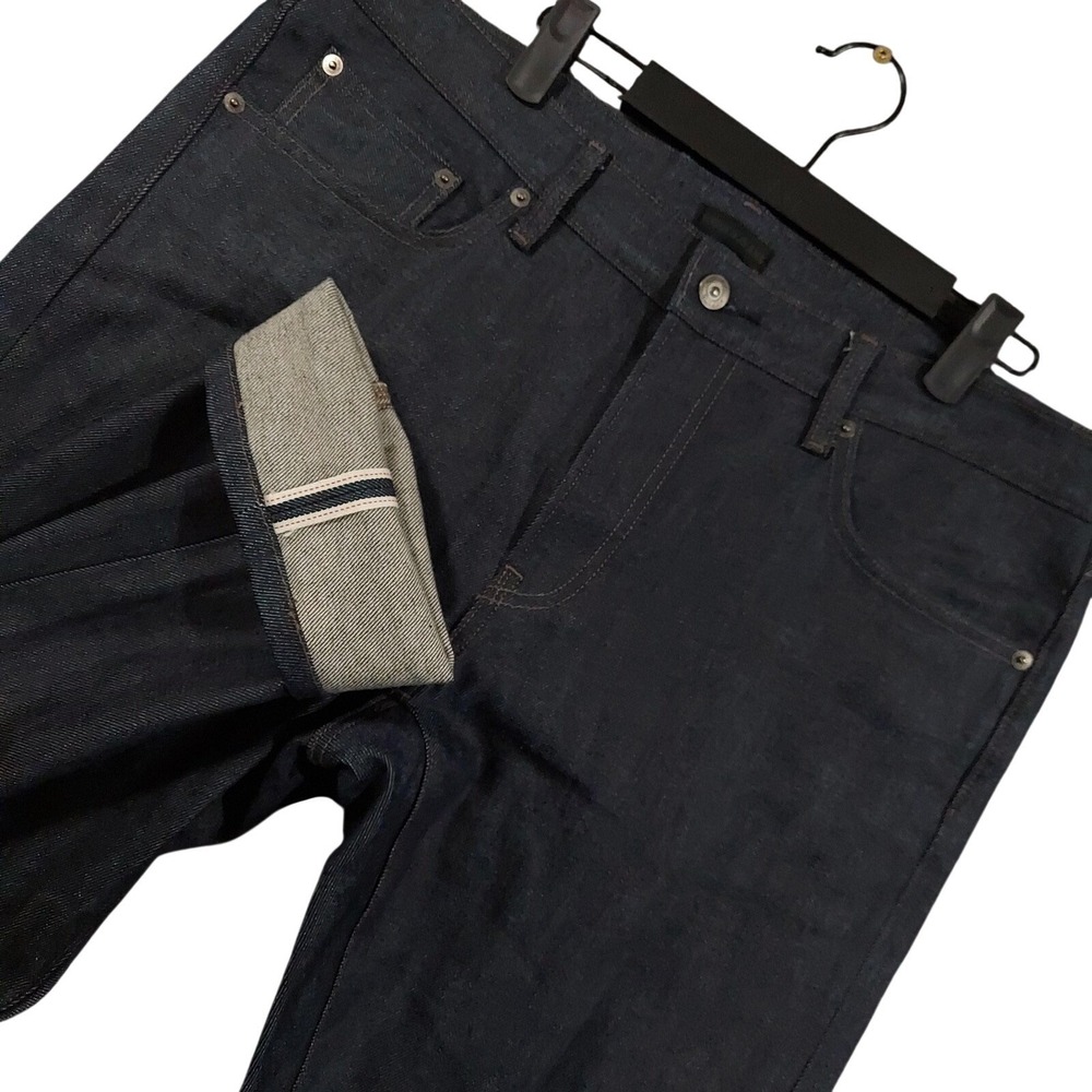 Uniqlo Jeans Mens 36x32 (Fits 36x31) Blue Dark Wash Slim Tapered Selvedge Pants